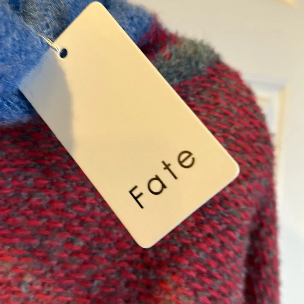 Fate Telluride Sweater small NWT - Picture 9 of 11